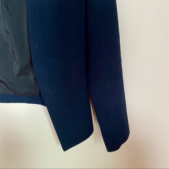 Le Chateaux Navy Blazer - Picture 3 of 4